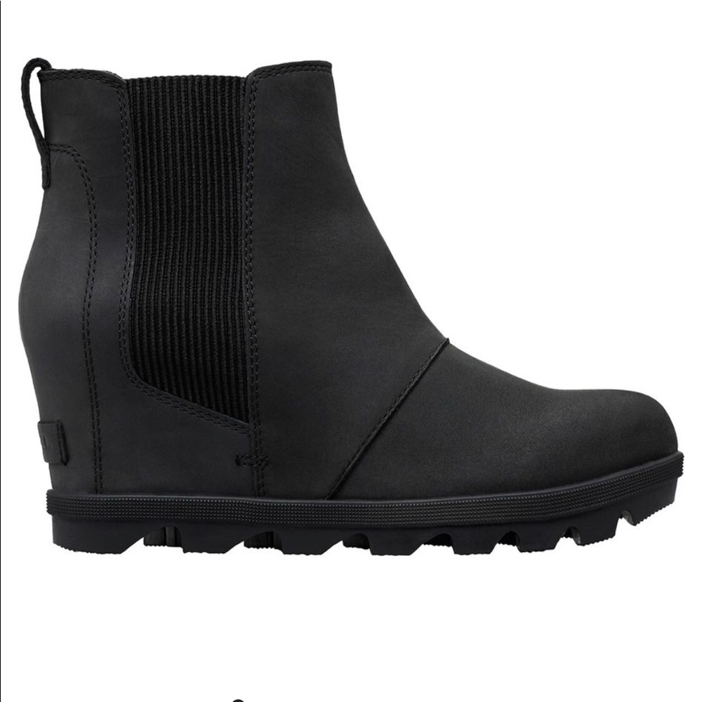 Sorel wedge booties size 8.5